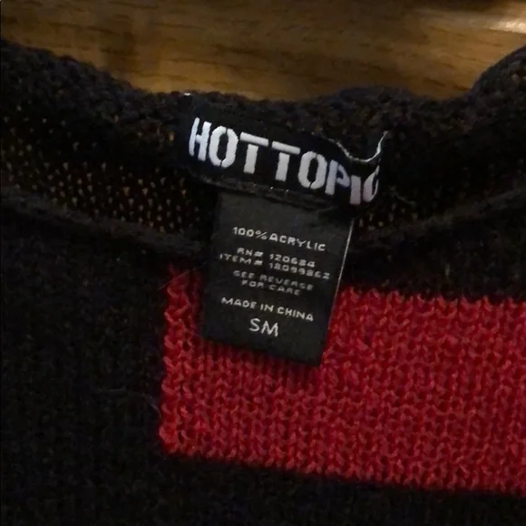 Hot Topic Ladies Size S Sweater - Picture 2 of 3